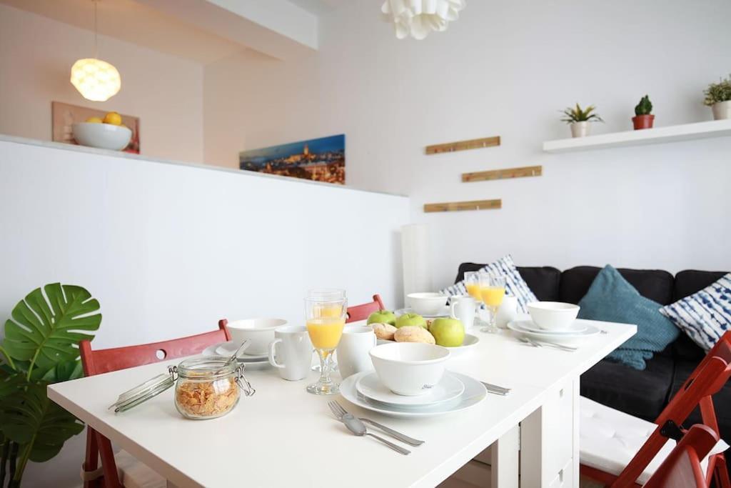 Nuevo Estudio Centro Sevilla. Ac/Wifi Castellar 56 Εξωτερικό φωτογραφία